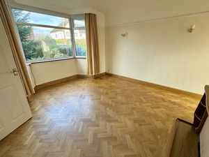 Lounge- click for photo gallery